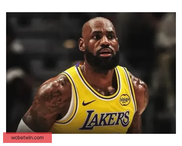 詹姆斯出战1612场历史第一超越帕里什终结29年纪录