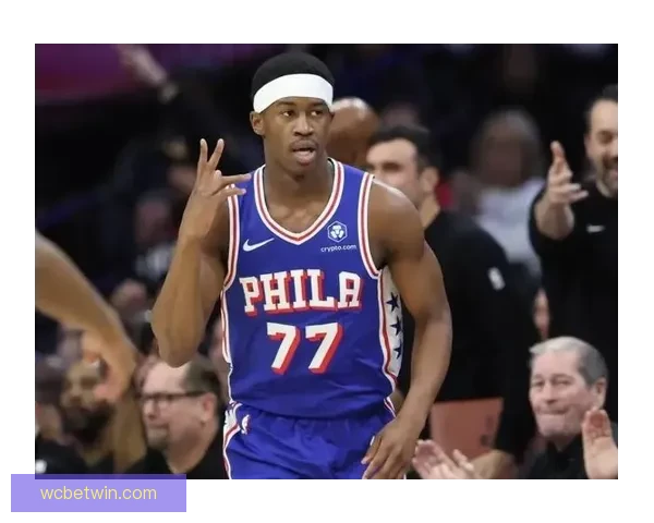 埃奇库姆伤愈复出砍下22分13篮板 76人连续两季横扫爵士 贝利豪取25分