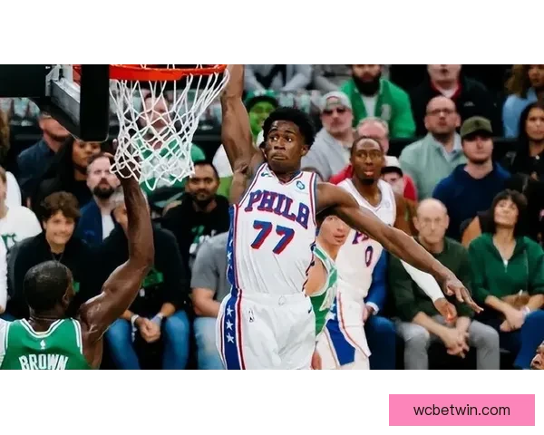 埃奇库姆伤愈复出砍下22分13篮板 76人连续两季横扫爵士 贝利豪取25分